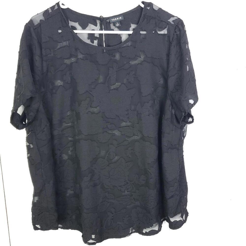torrid Black Floral Lace Overlay Short Sleeve Top